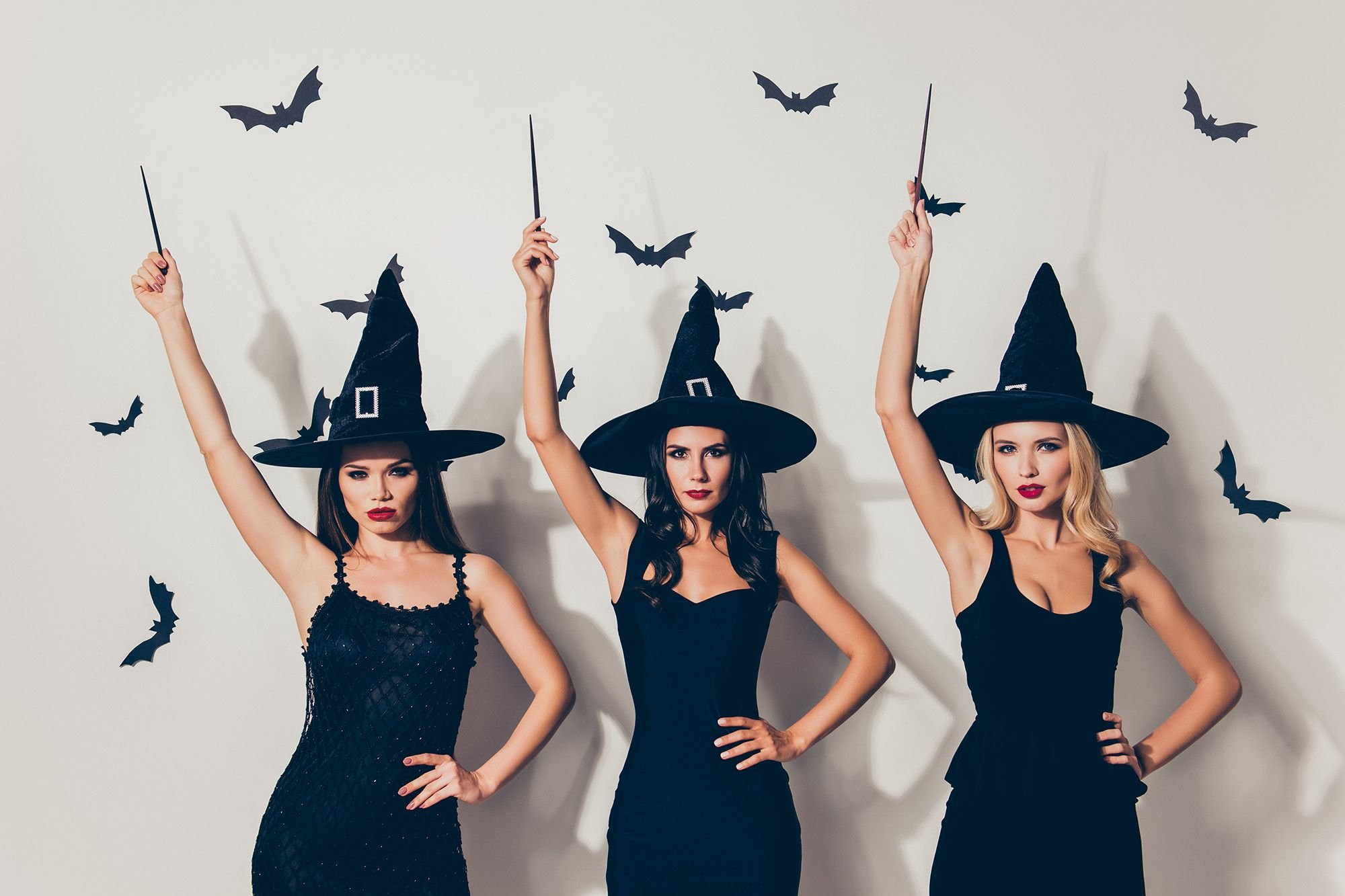 Witch trio coordinated halloween costume for three friends